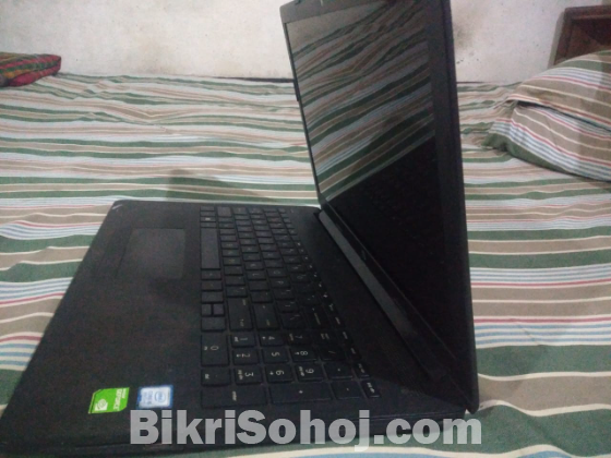 HP Laptop-15da1dxx